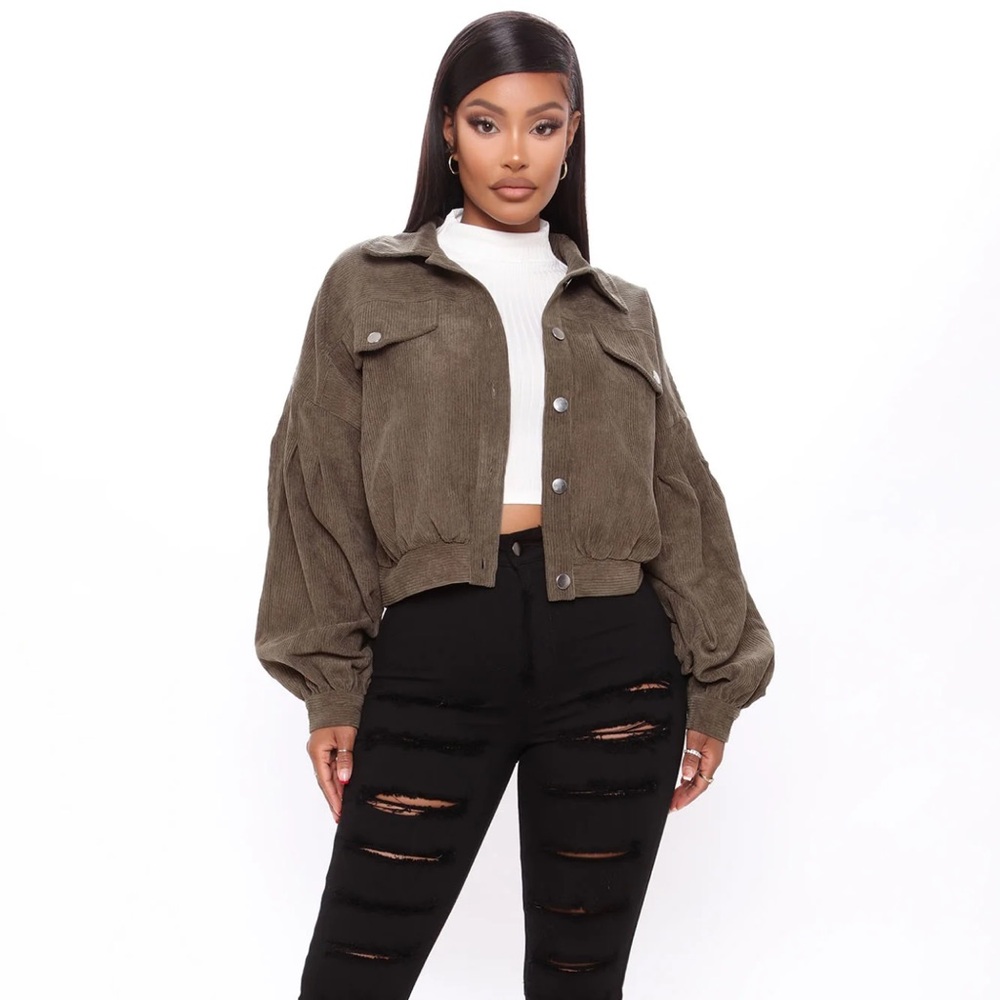 Green lightweight jacket